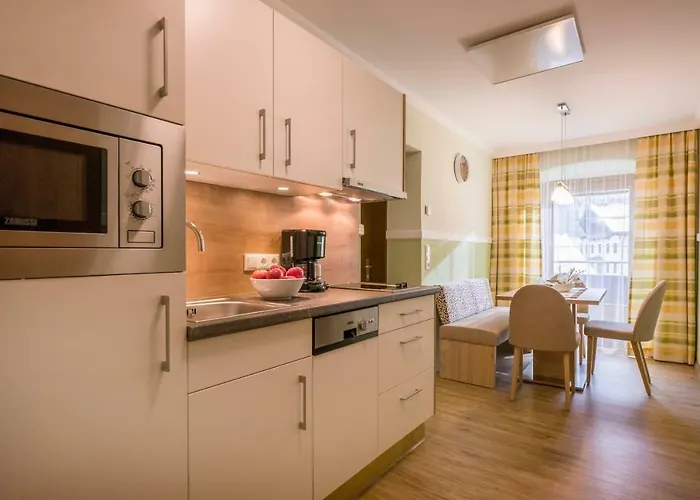 Konukevi Gaestehaus Knunbauer Mayrhofen